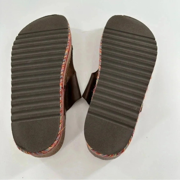 So sandals size 10 brown faux leather t-strap chunky flatforms vintage y2K 90s - Picture 7 of 13